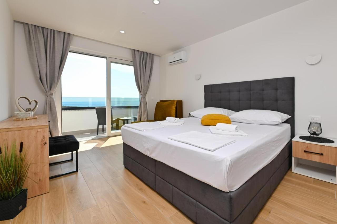 Boutique Hotel Ivy'Z Novalja Ngoại thất bức ảnh