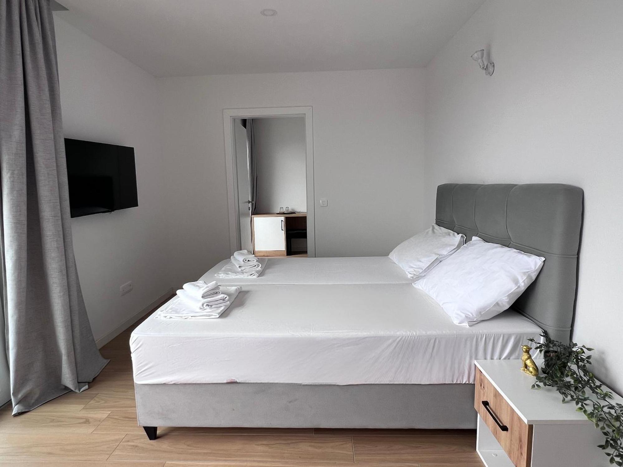 Boutique Hotel Ivy'Z Novalja Ngoại thất bức ảnh