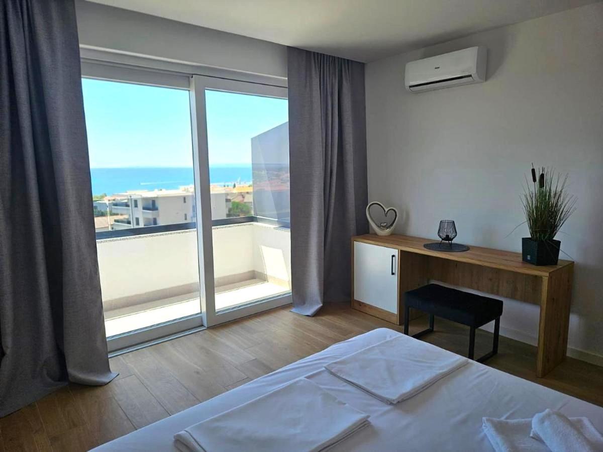 Boutique Hotel Ivy'Z Novalja Ngoại thất bức ảnh
