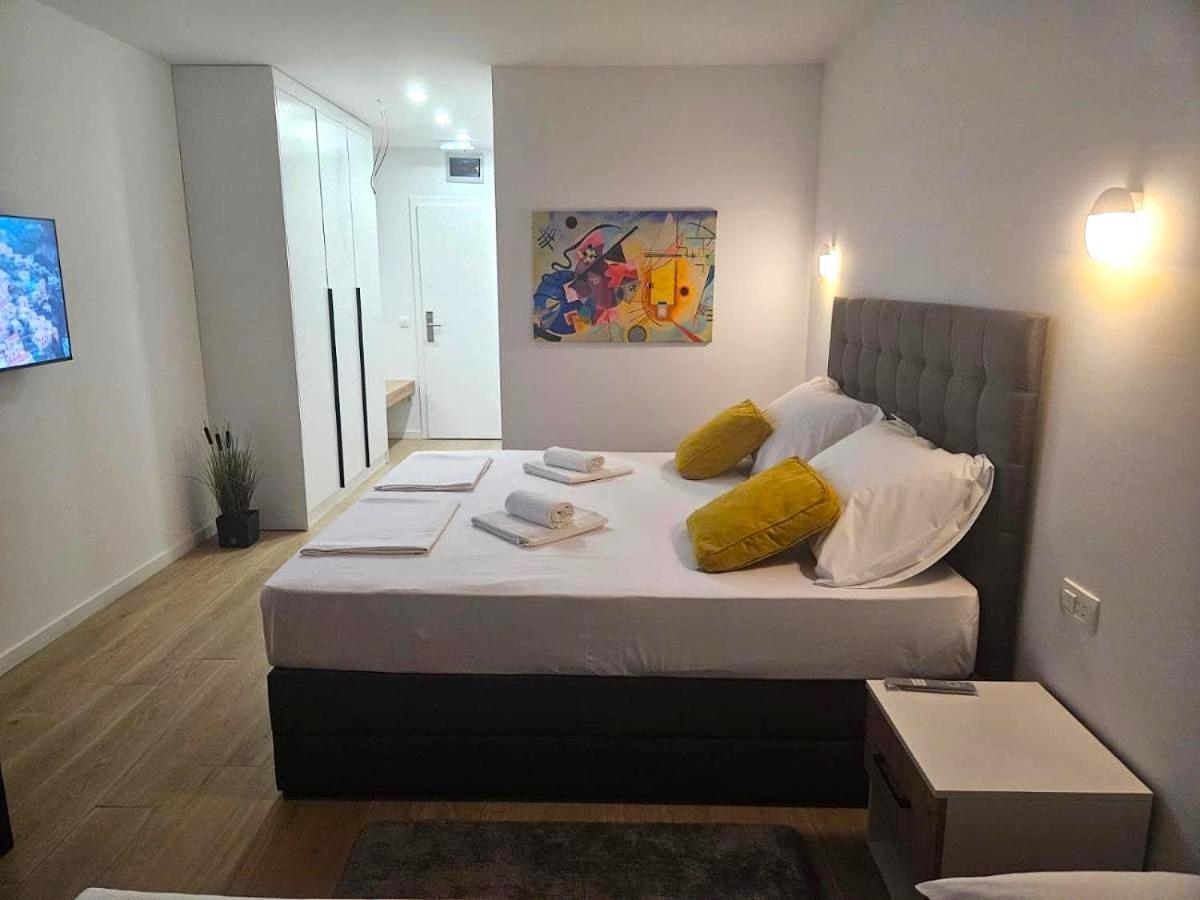 Boutique Hotel Ivy'Z Novalja Ngoại thất bức ảnh